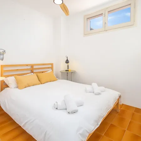 Holiday home Encantadora Casa En Canales Empuriabrava